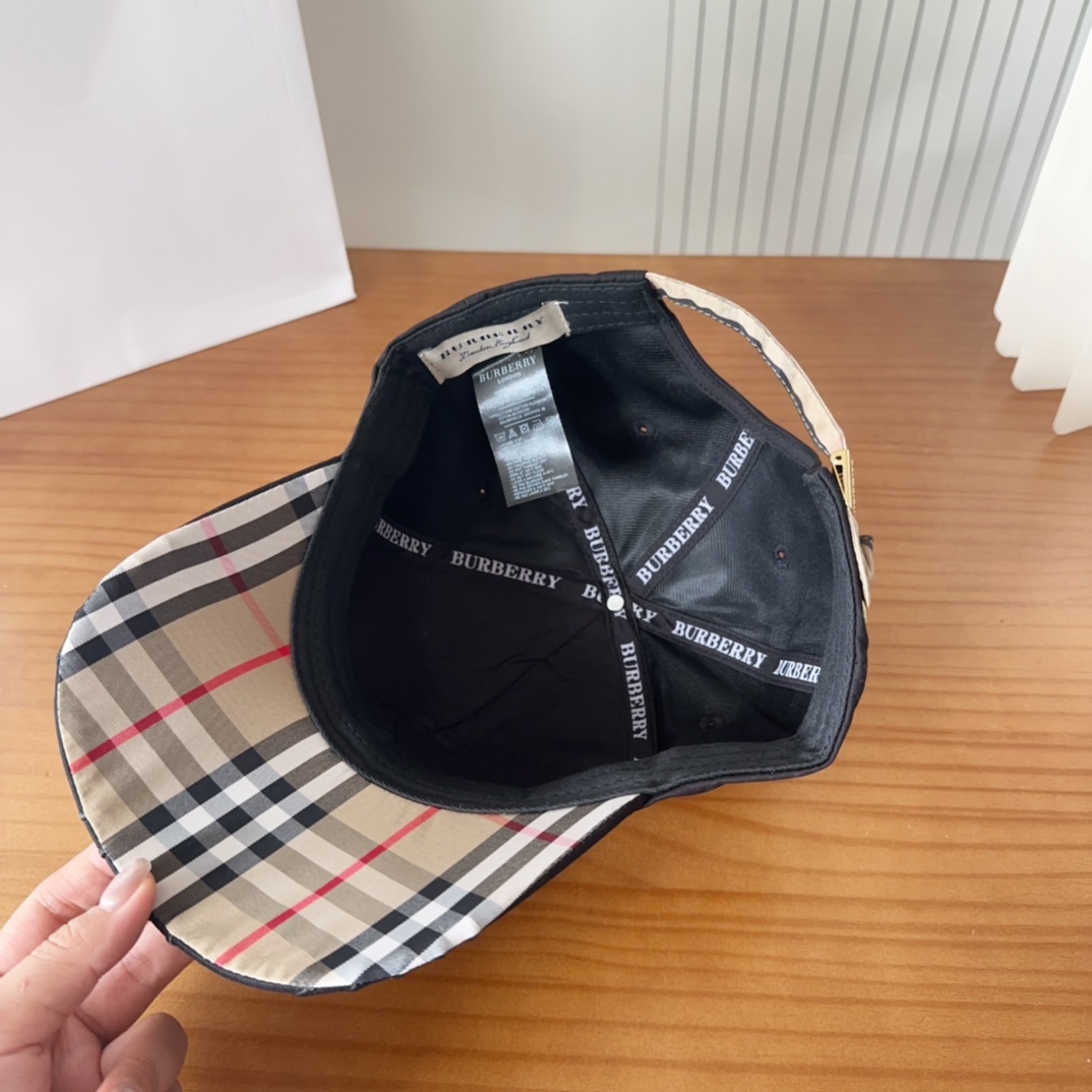Burberry hat