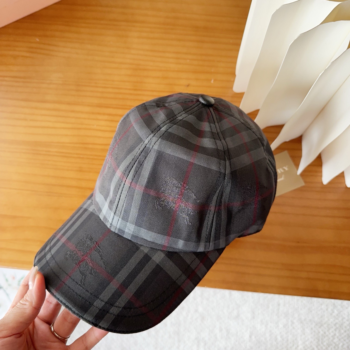 Burberry hat