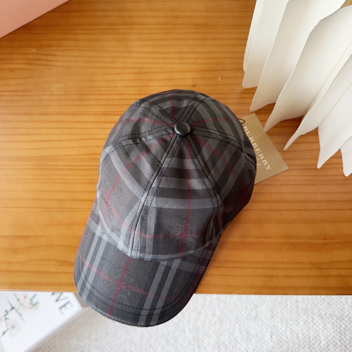 Burberry hat