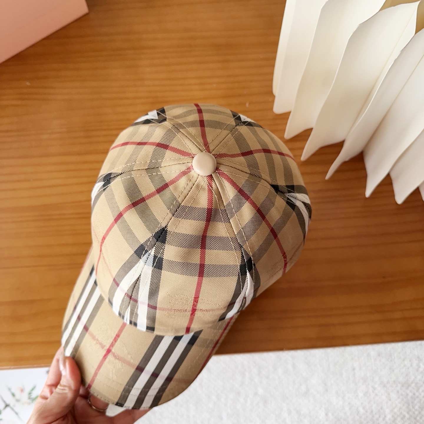 Burberry hat