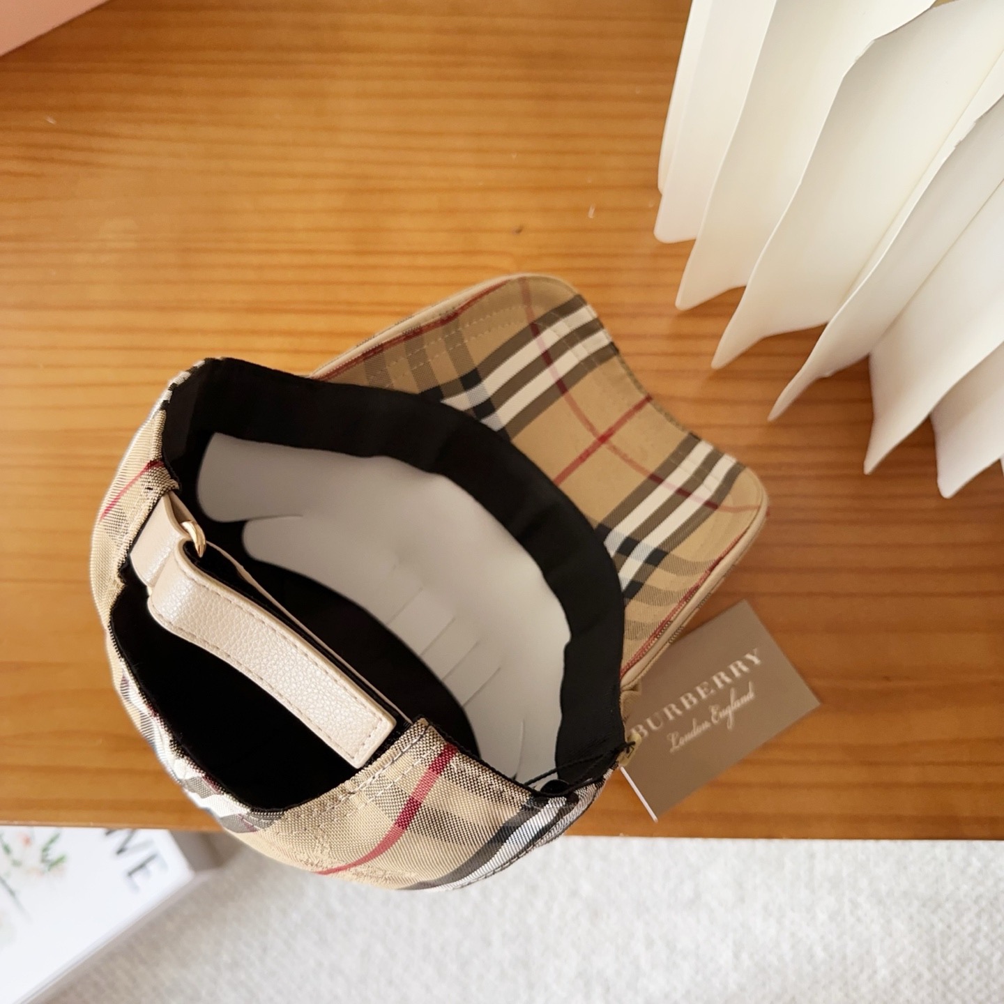 Burberry hat