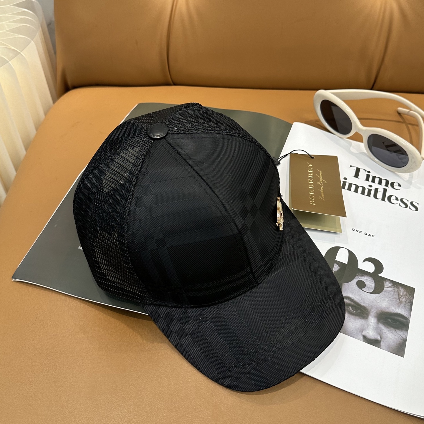 Burberry hat