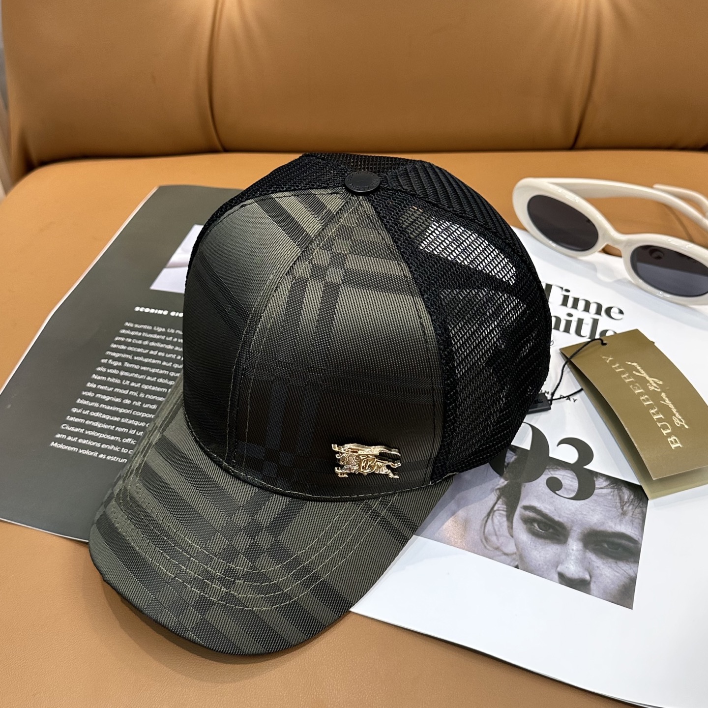 Burberry hat
