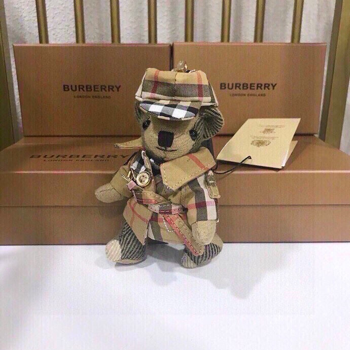 Burberry hat