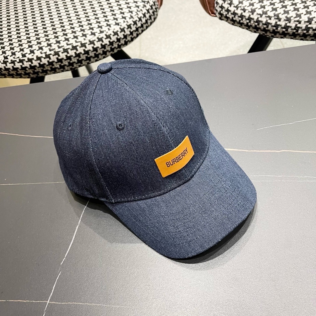 Burberry hat