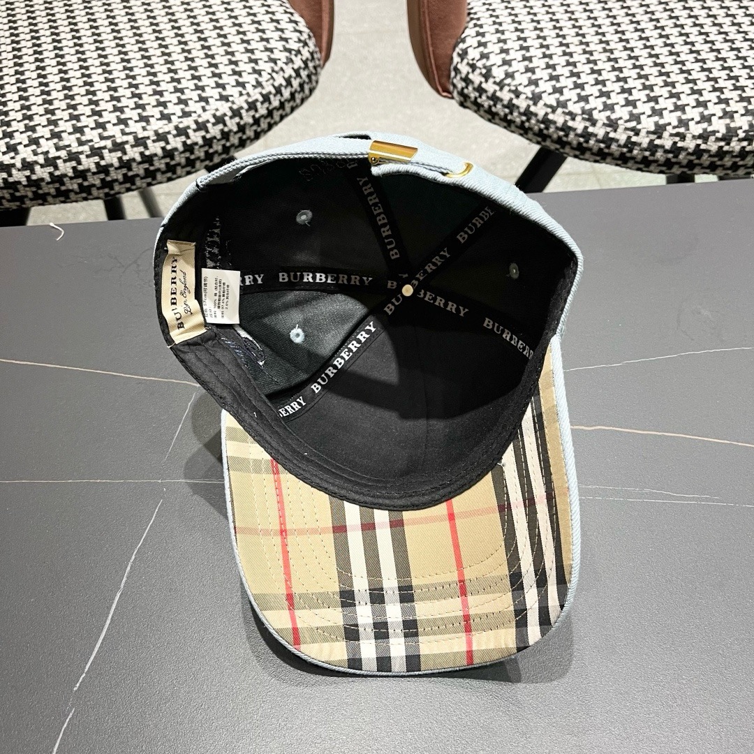 Burberry hat