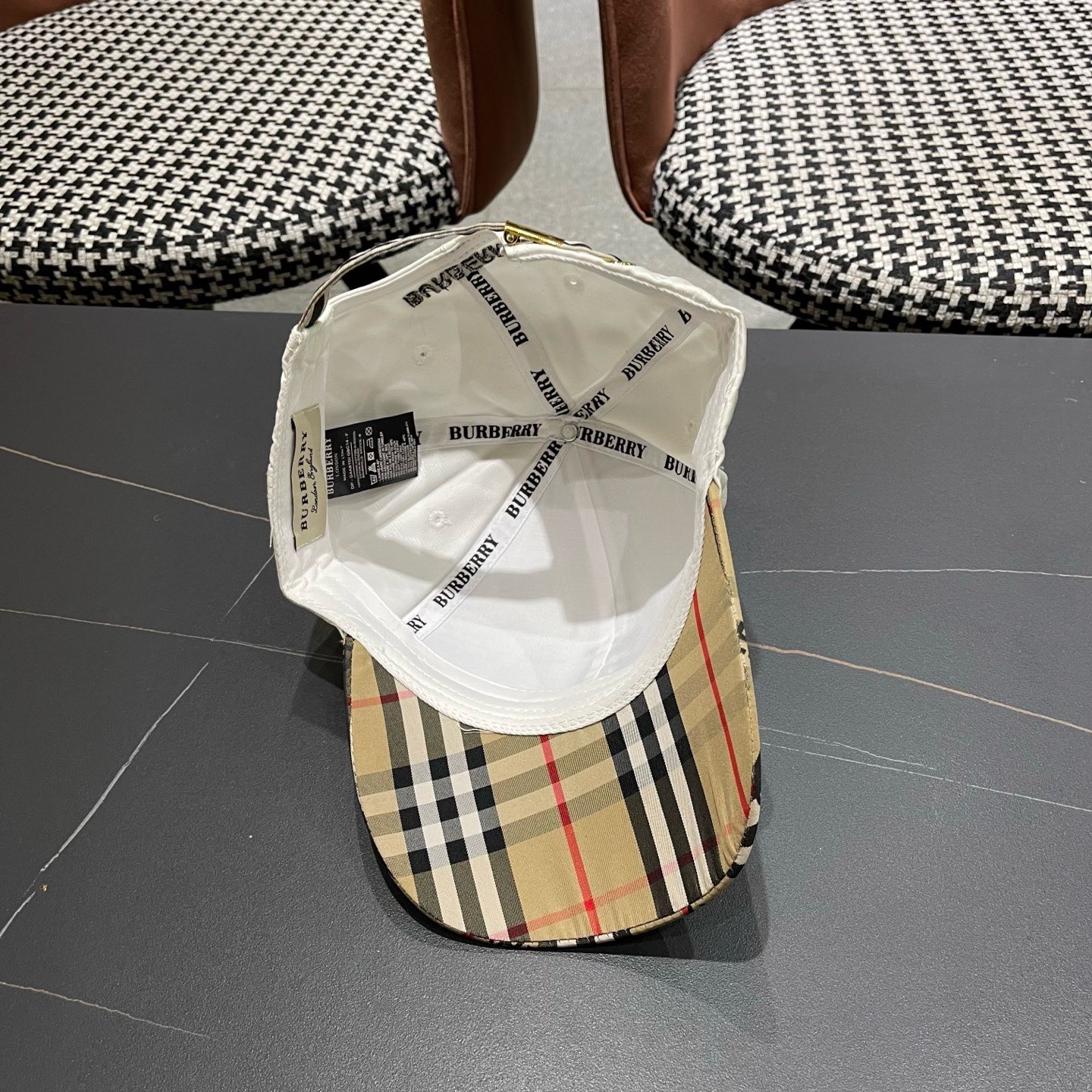 Burberry hat