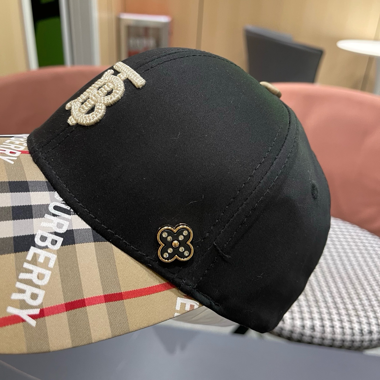 Burberry hat