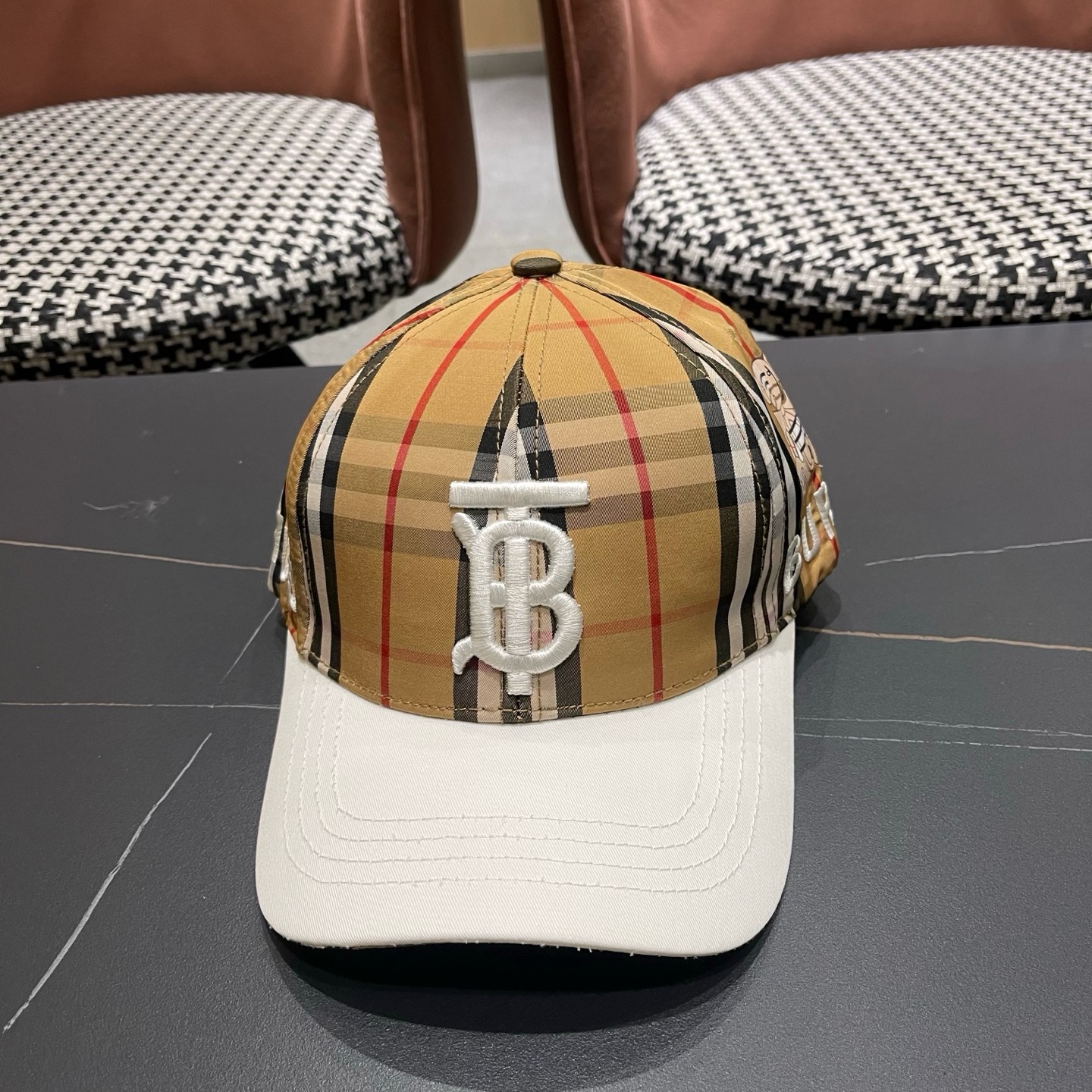 Burberry hat