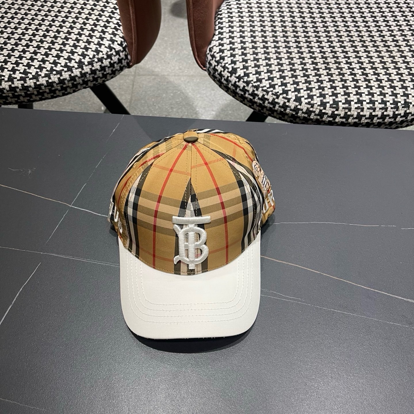 Burberry hat