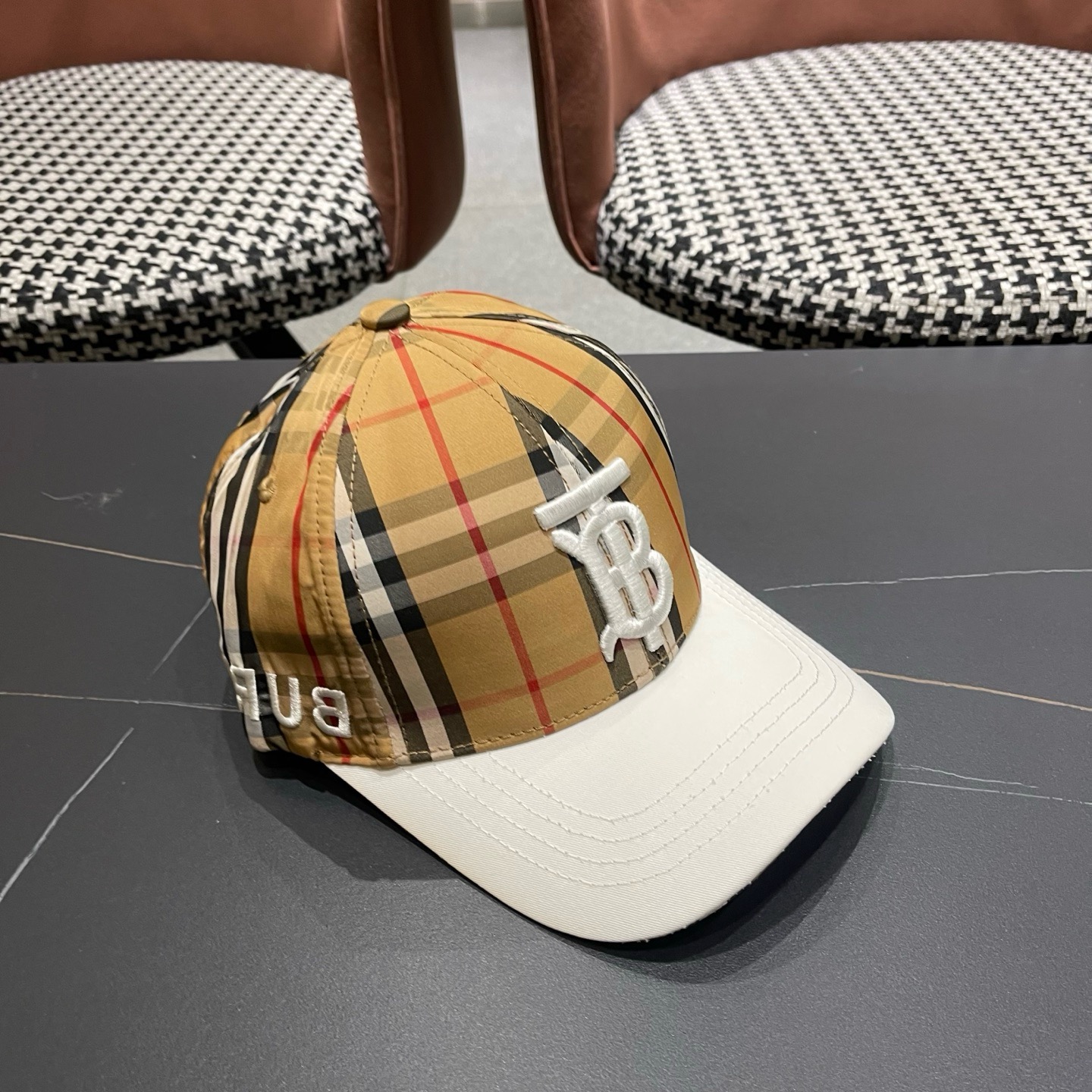 Burberry hat