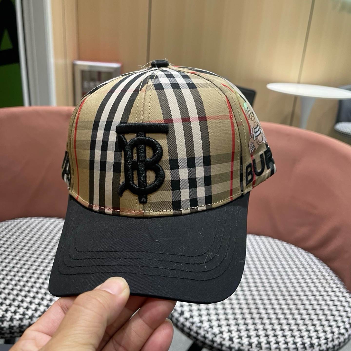 Burberry hat