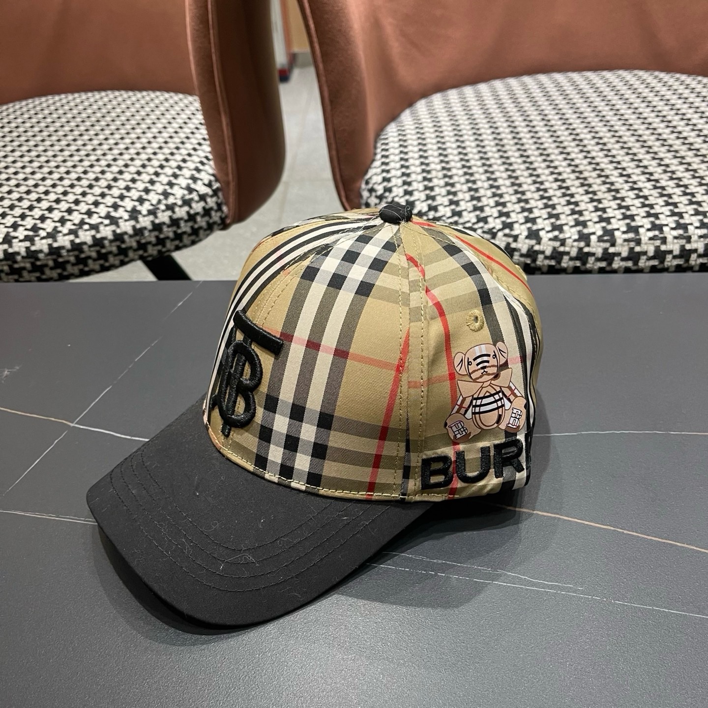 Burberry hat