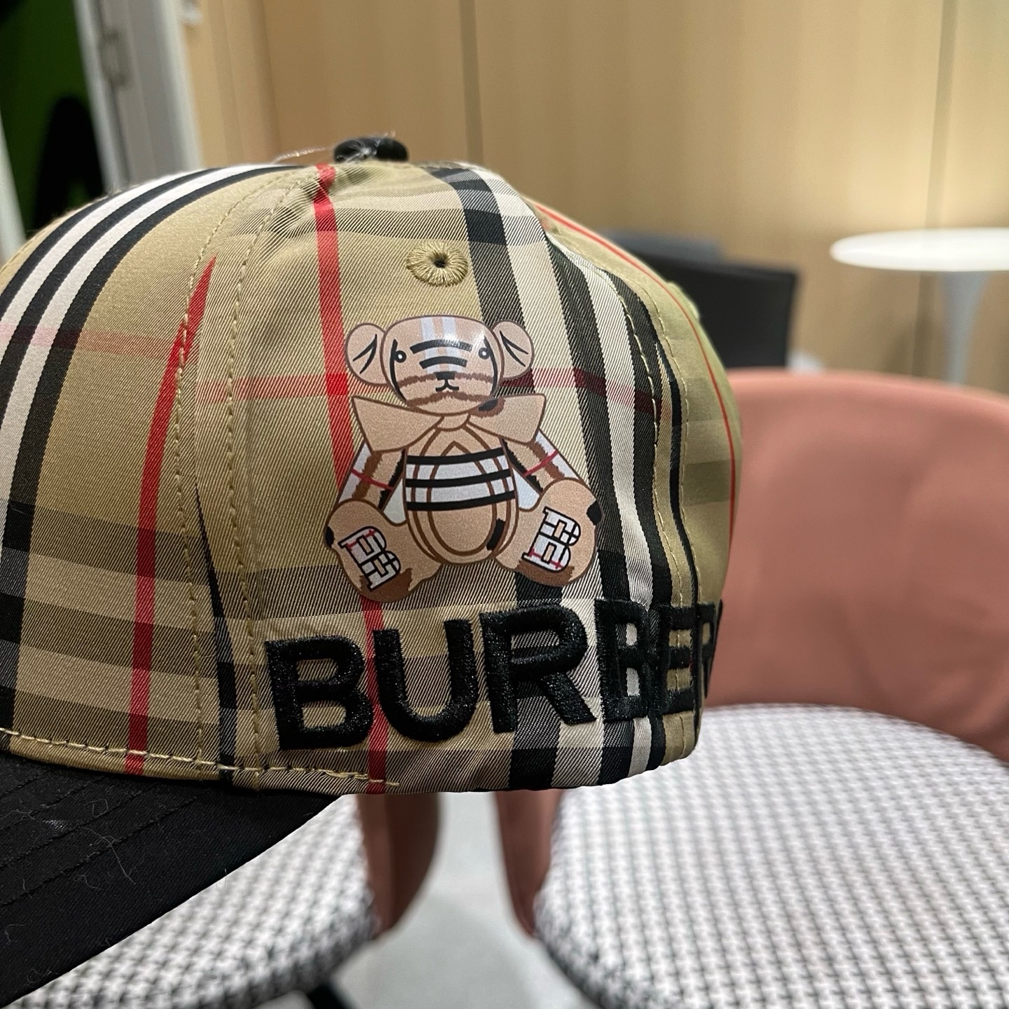 Burberry hat