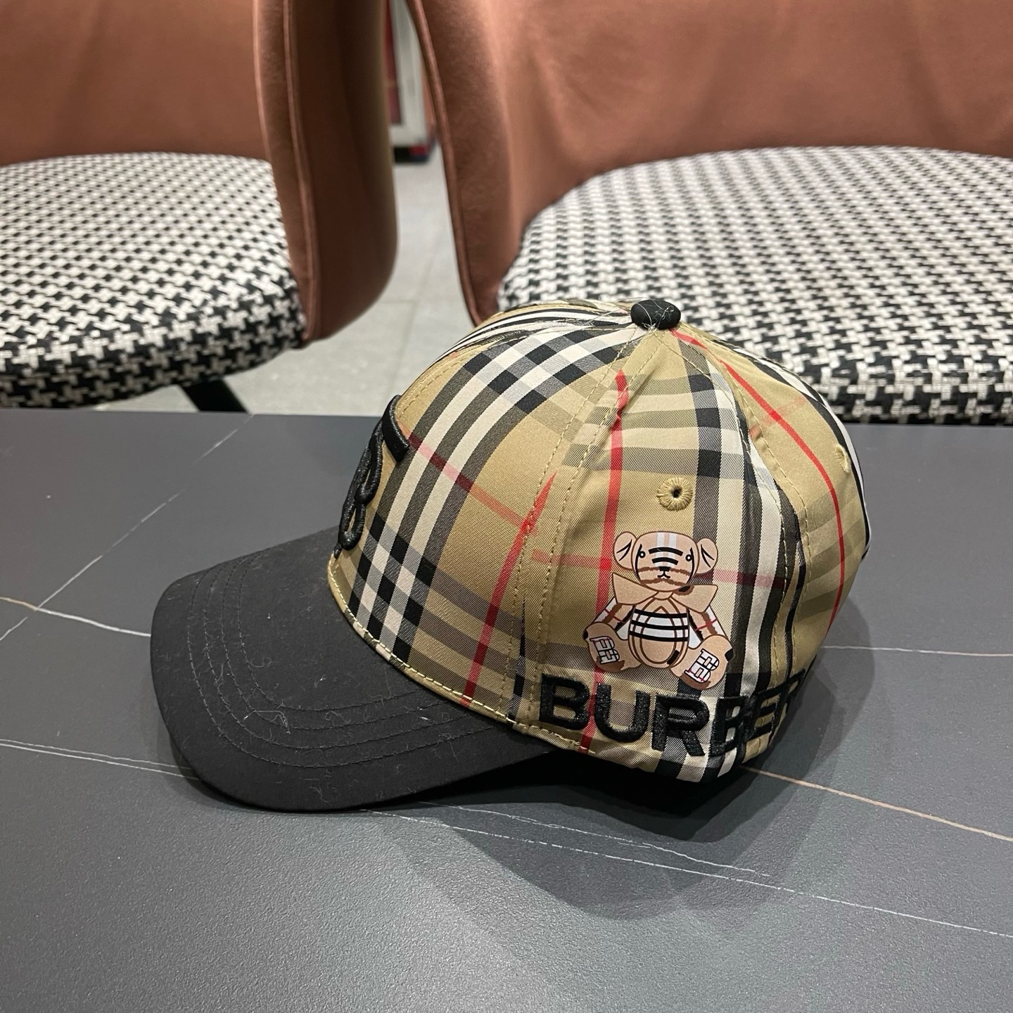 Burberry hat