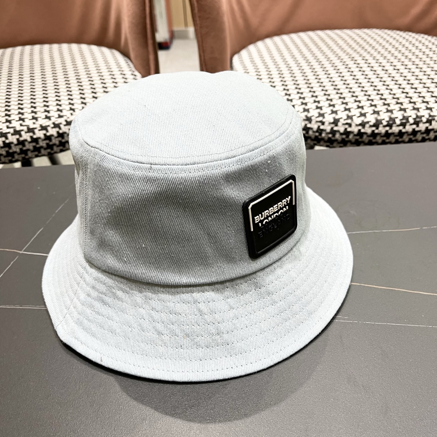 Burberry hat