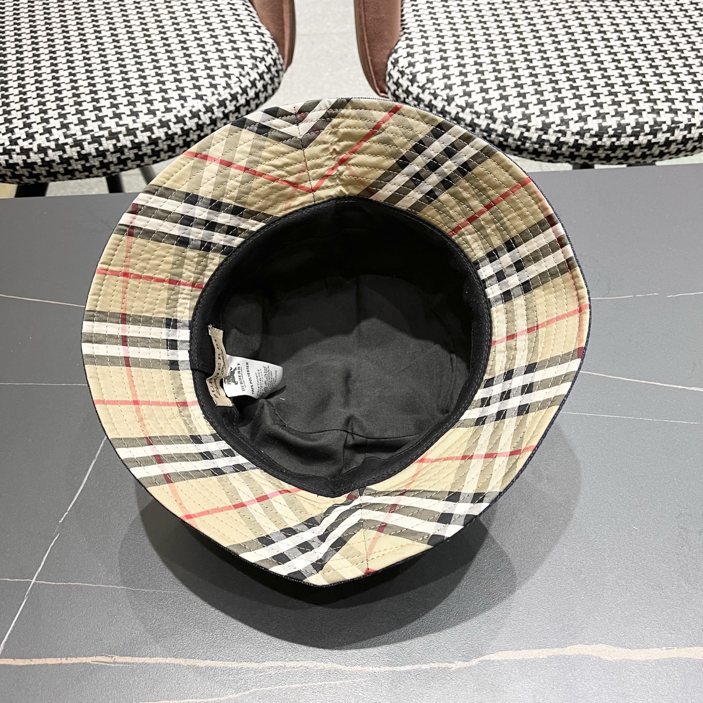 Burberry hat