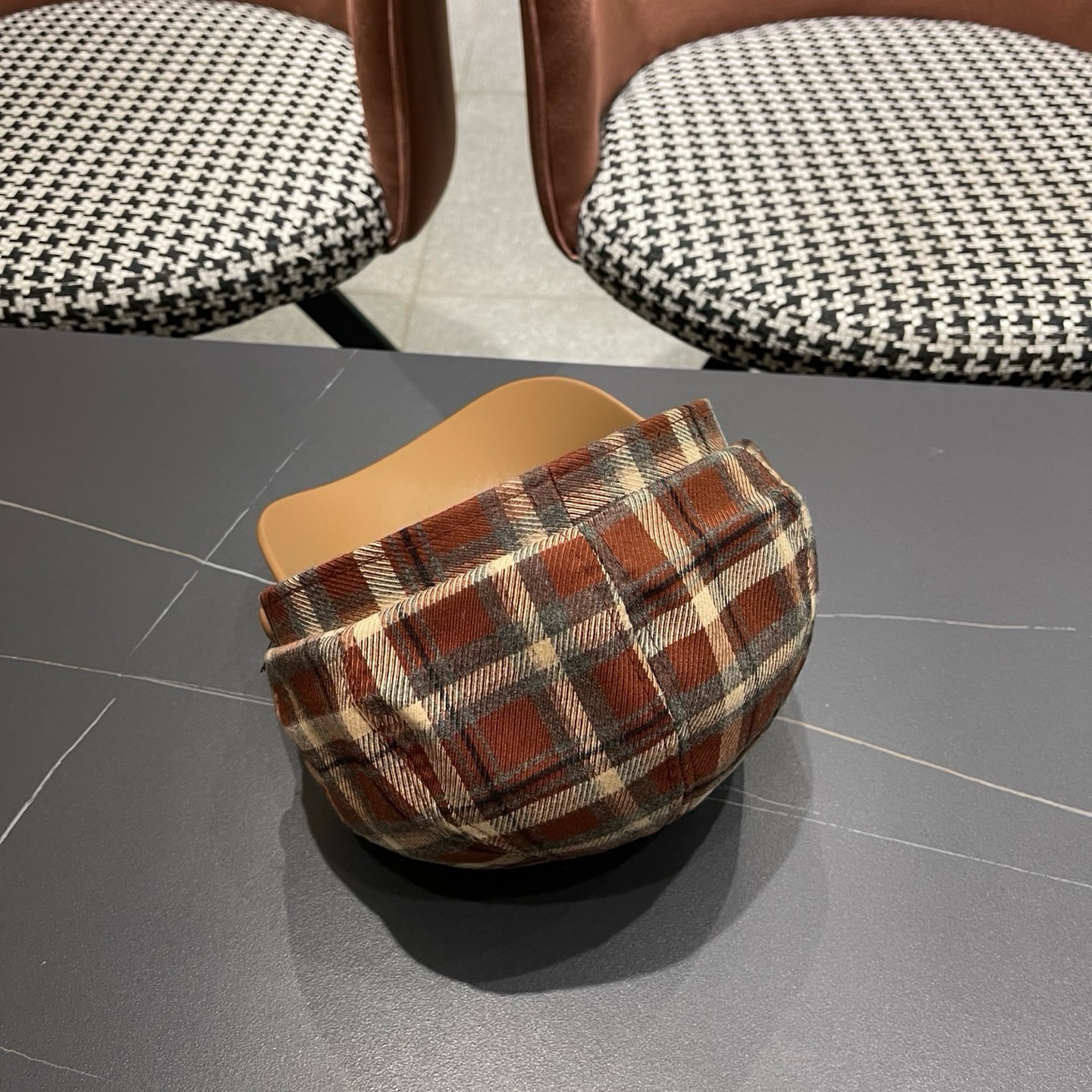 Burberry hat