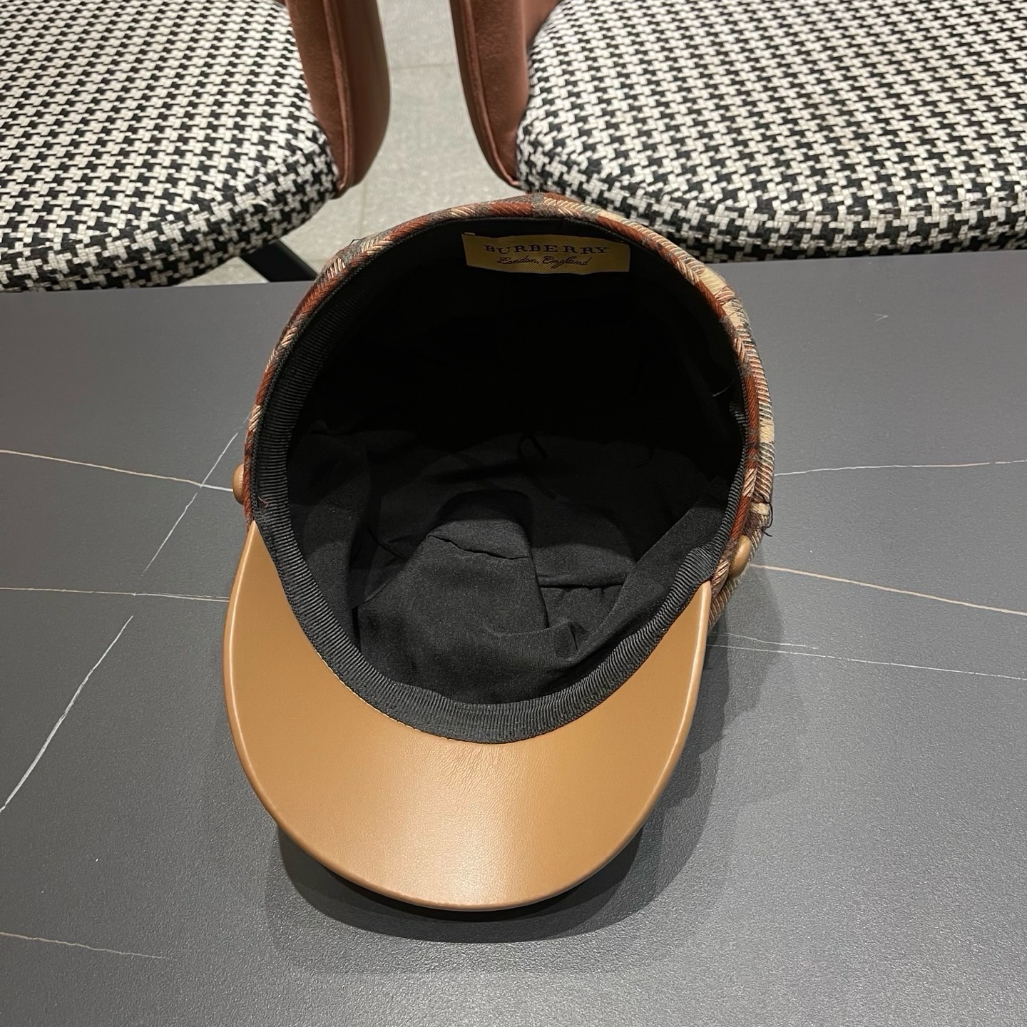 Burberry hat