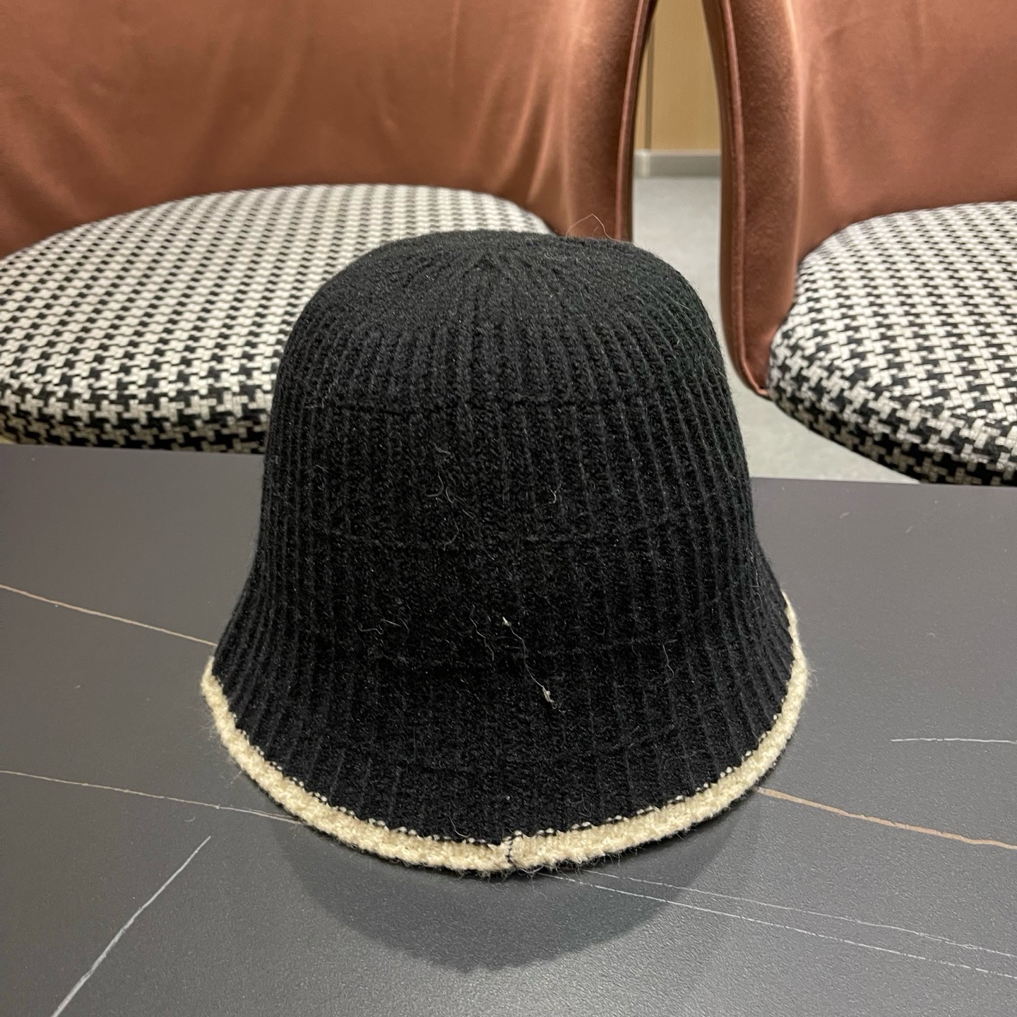 Burberry hat
