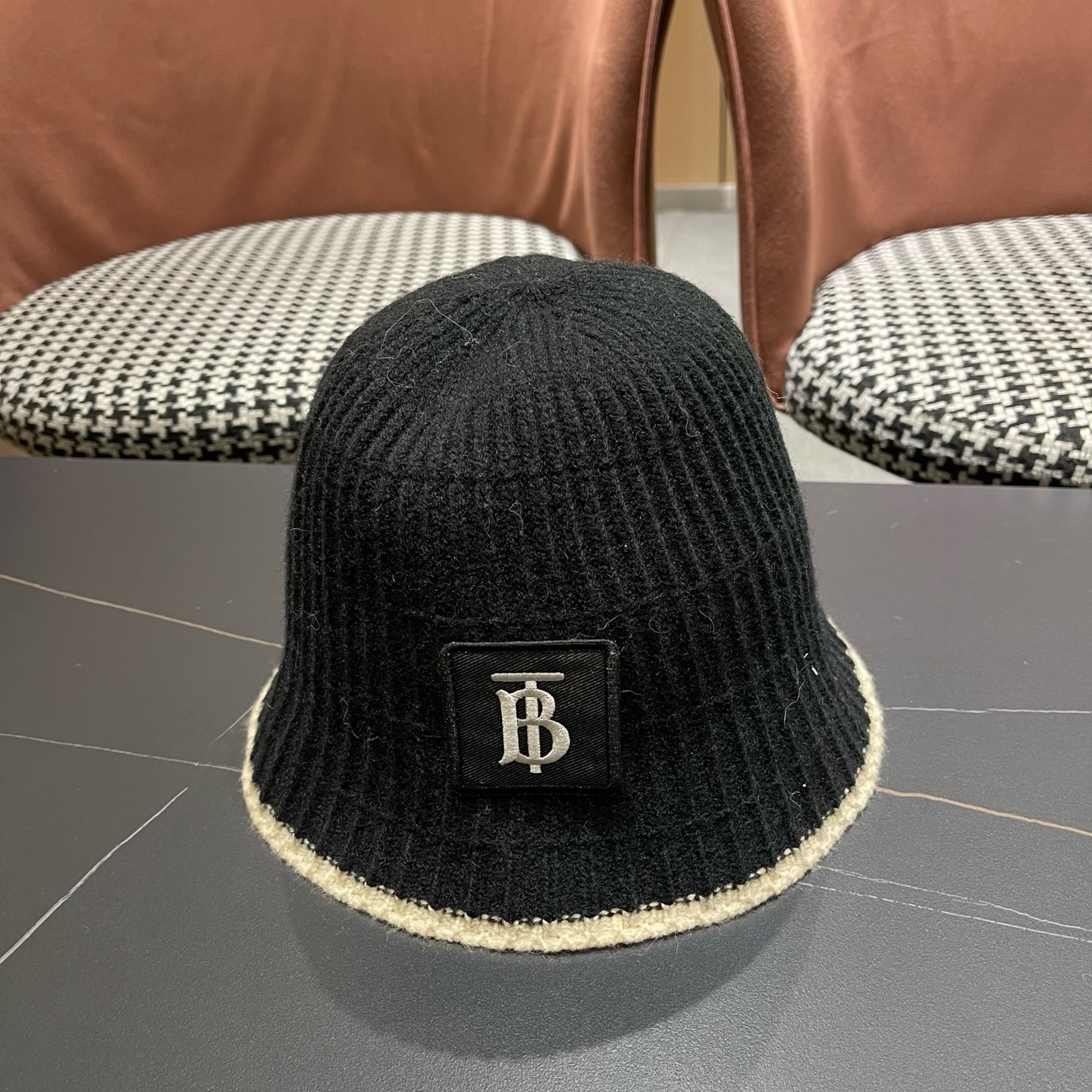 Burberry hat