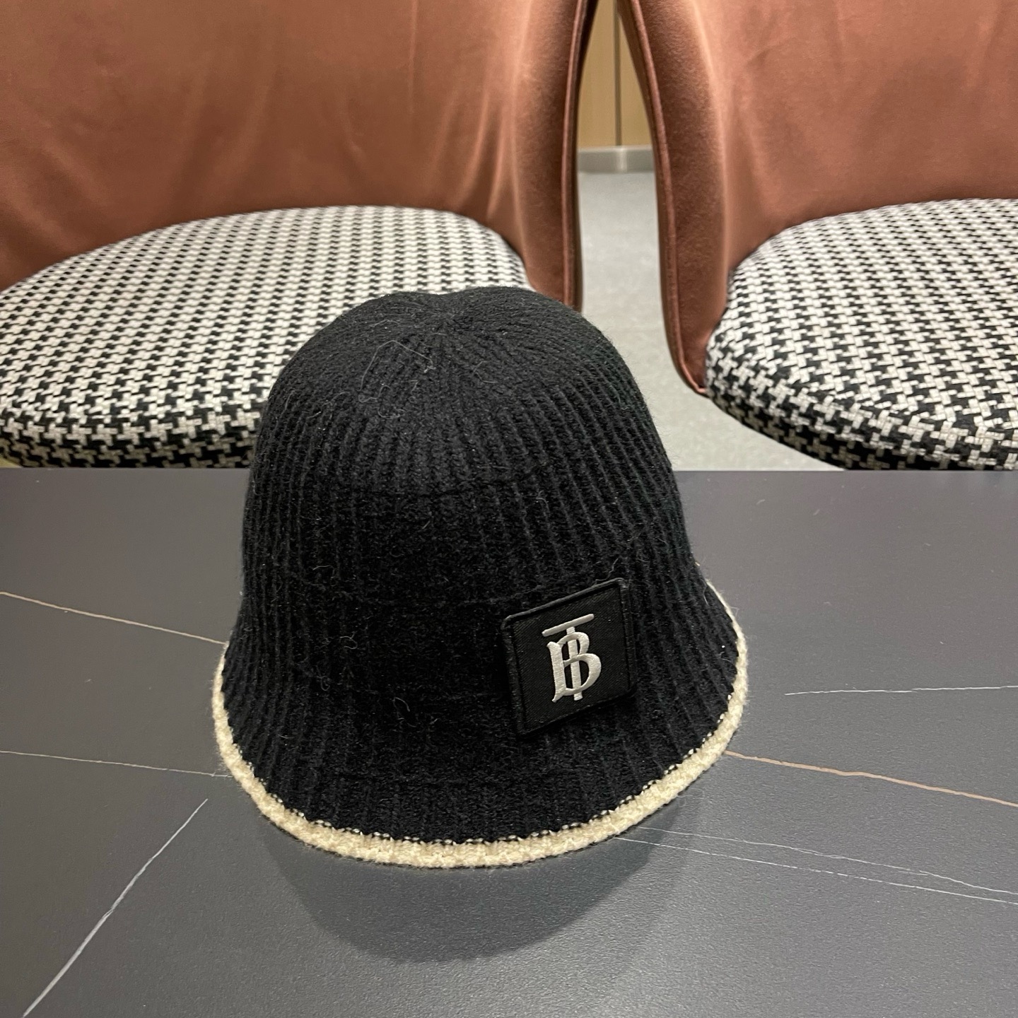 Burberry hat
