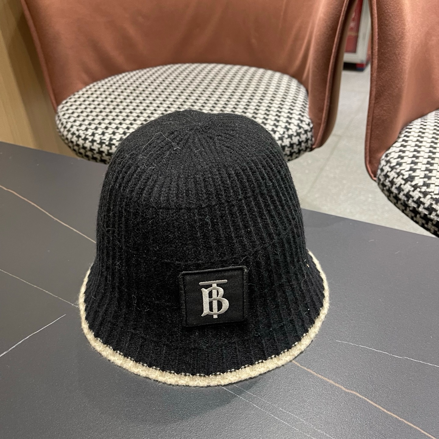 Burberry hat