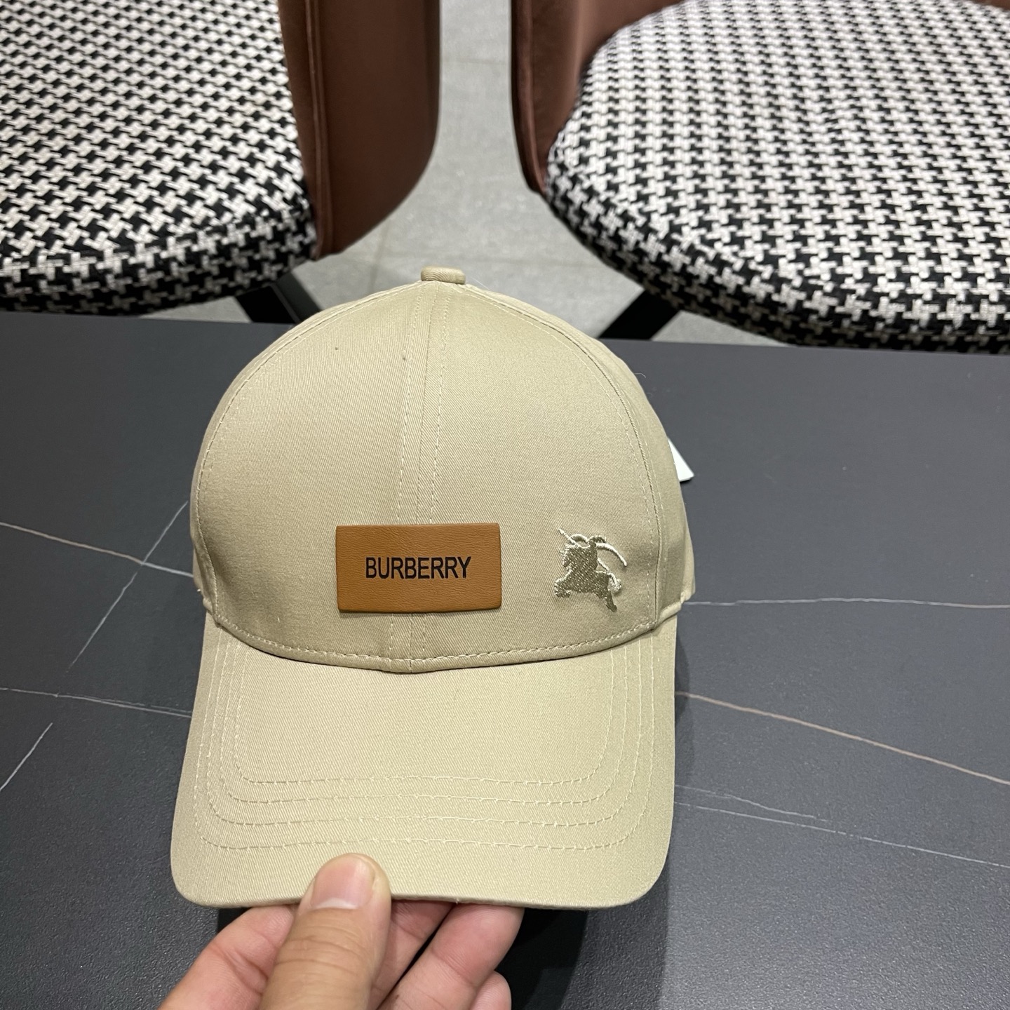 Burberry hat