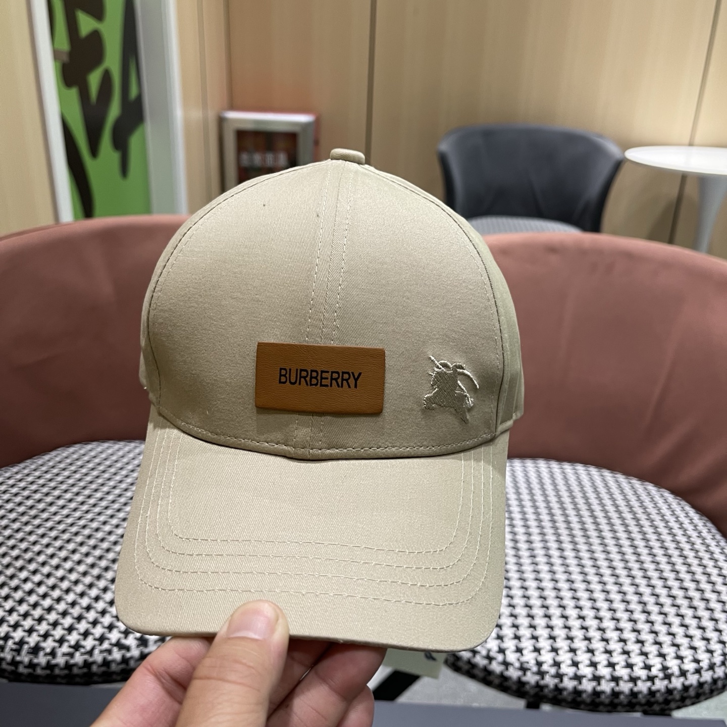 Burberry hat