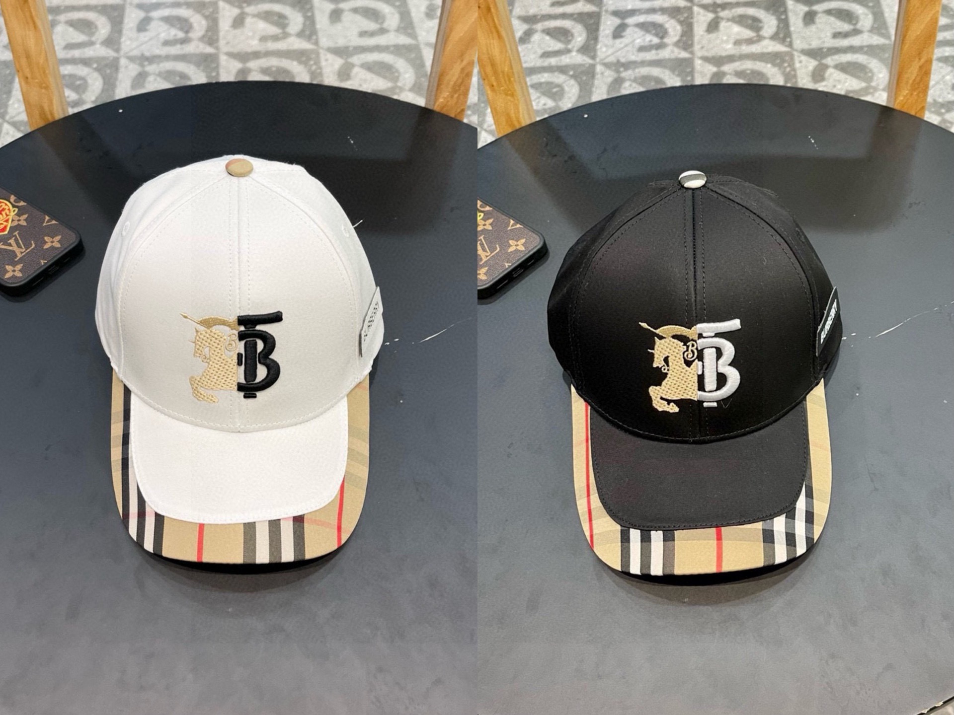 Burberry hat
