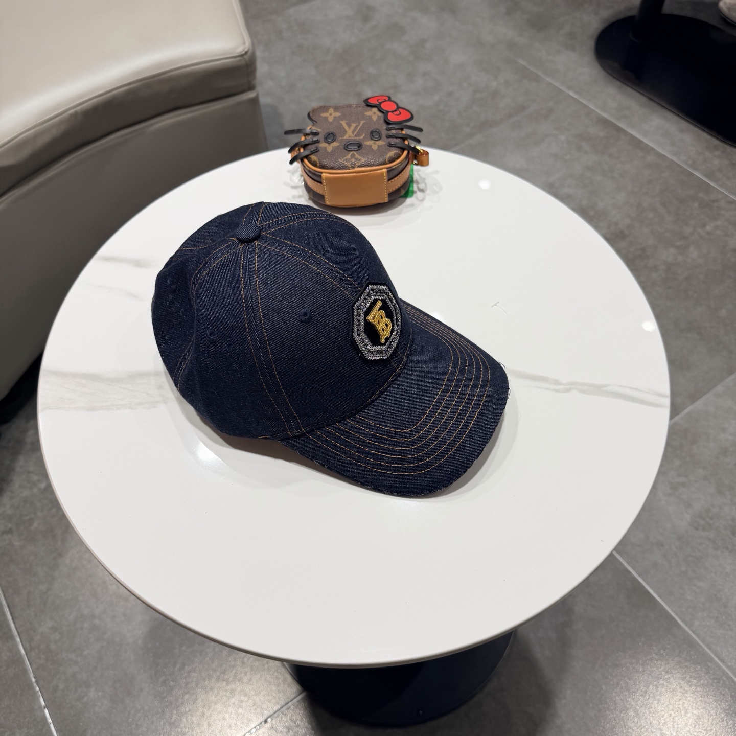 Burberry hat