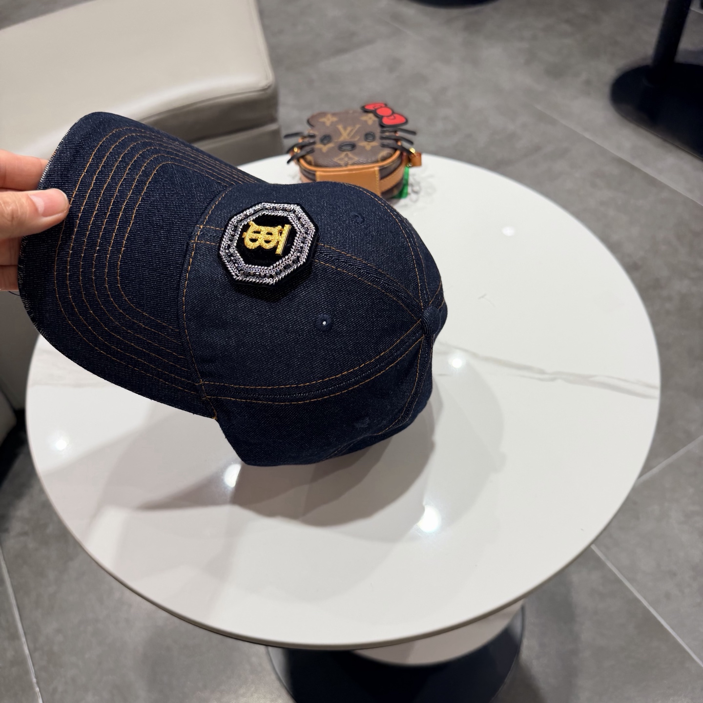 Burberry hat