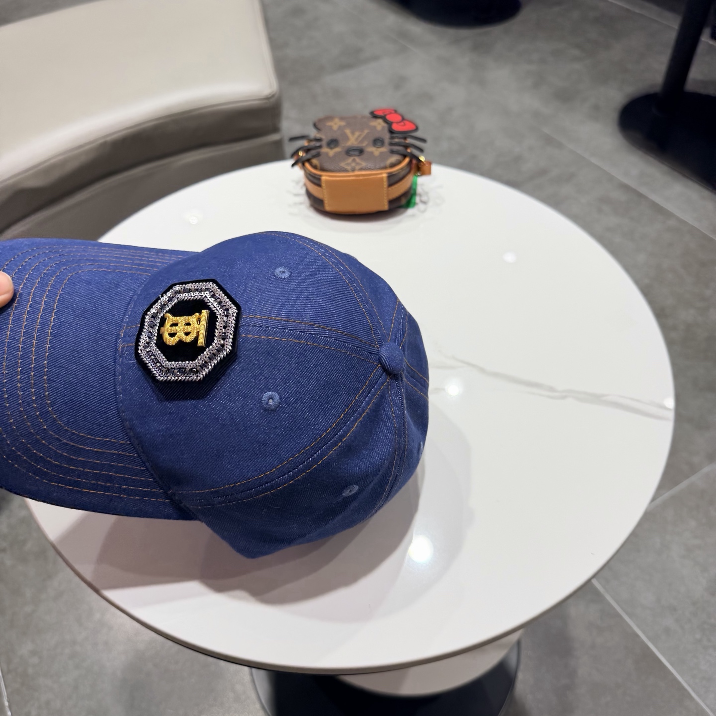 Burberry hat