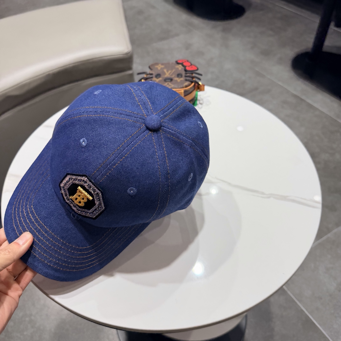 Burberry hat