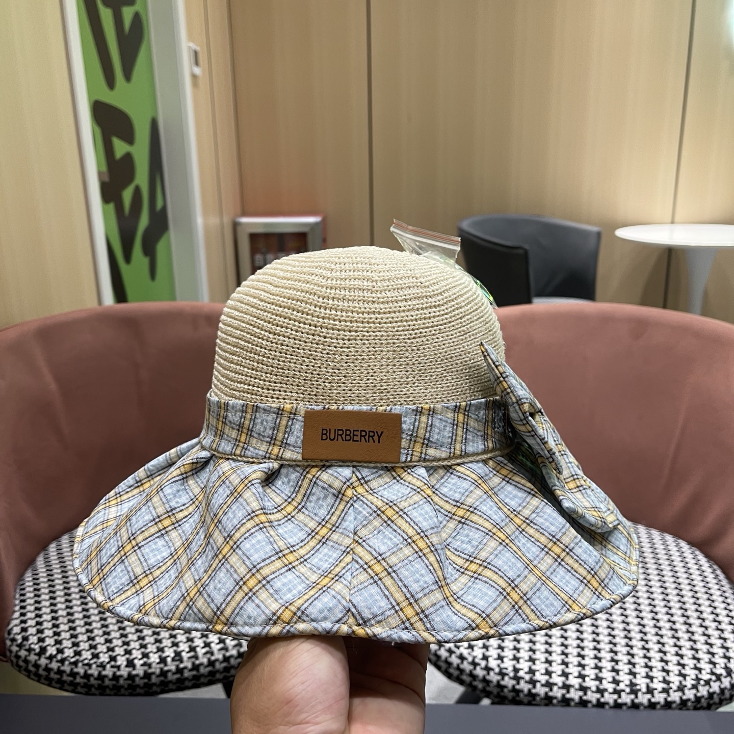 Burberry hat