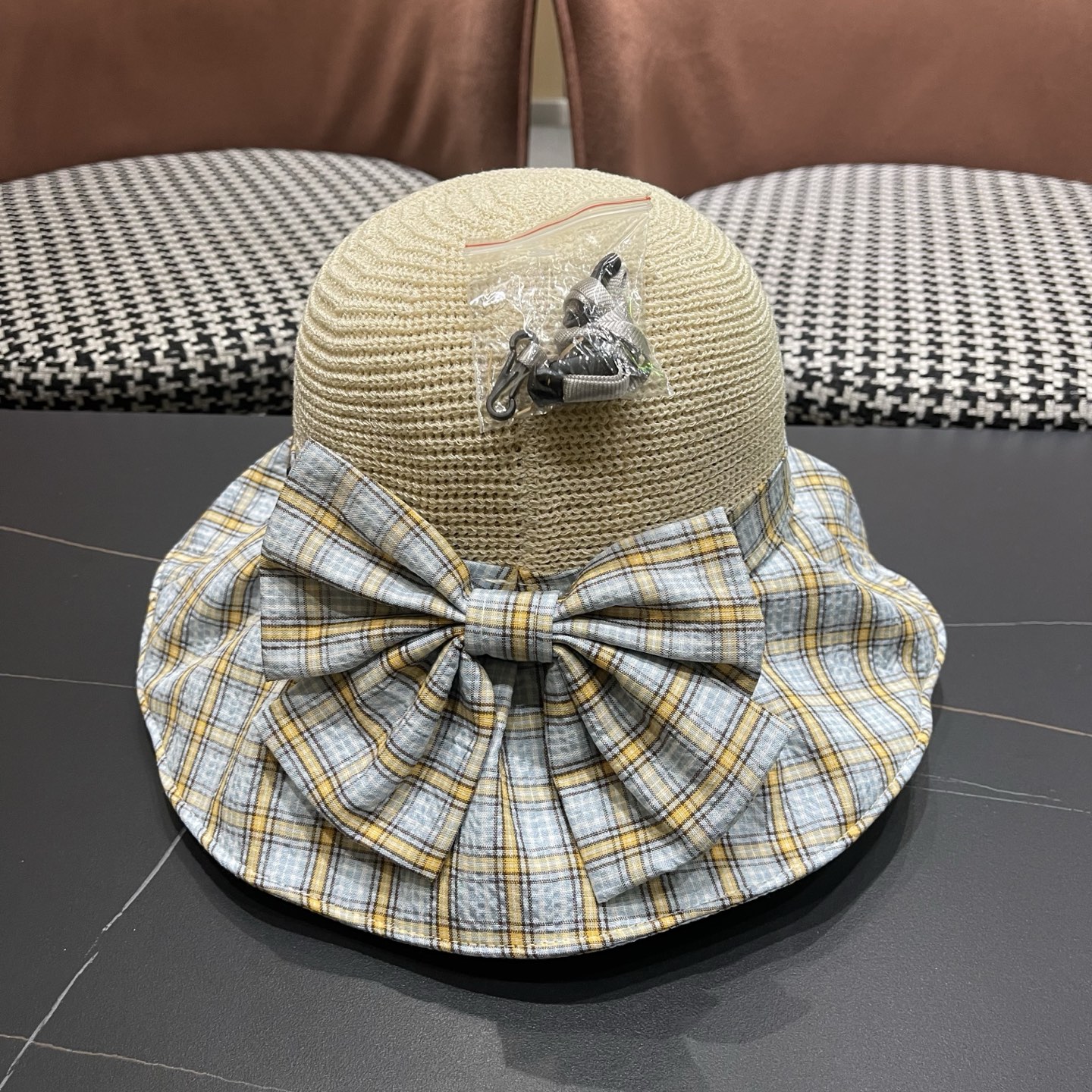 Burberry hat