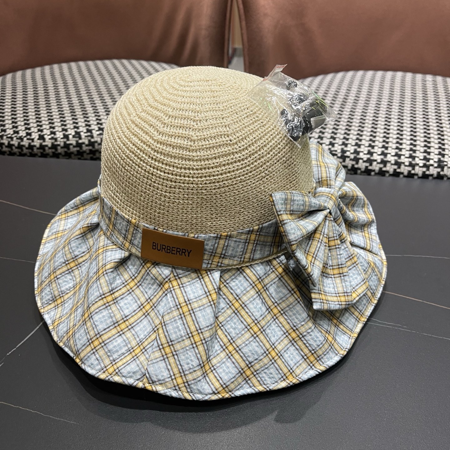 Burberry hat