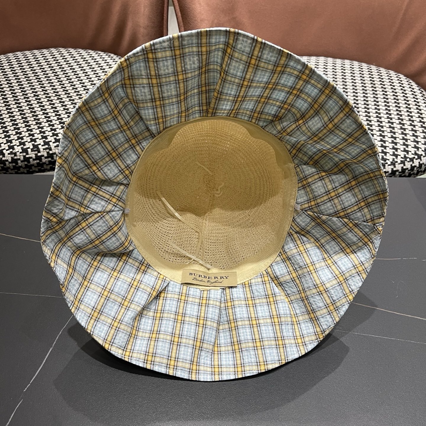 Burberry hat