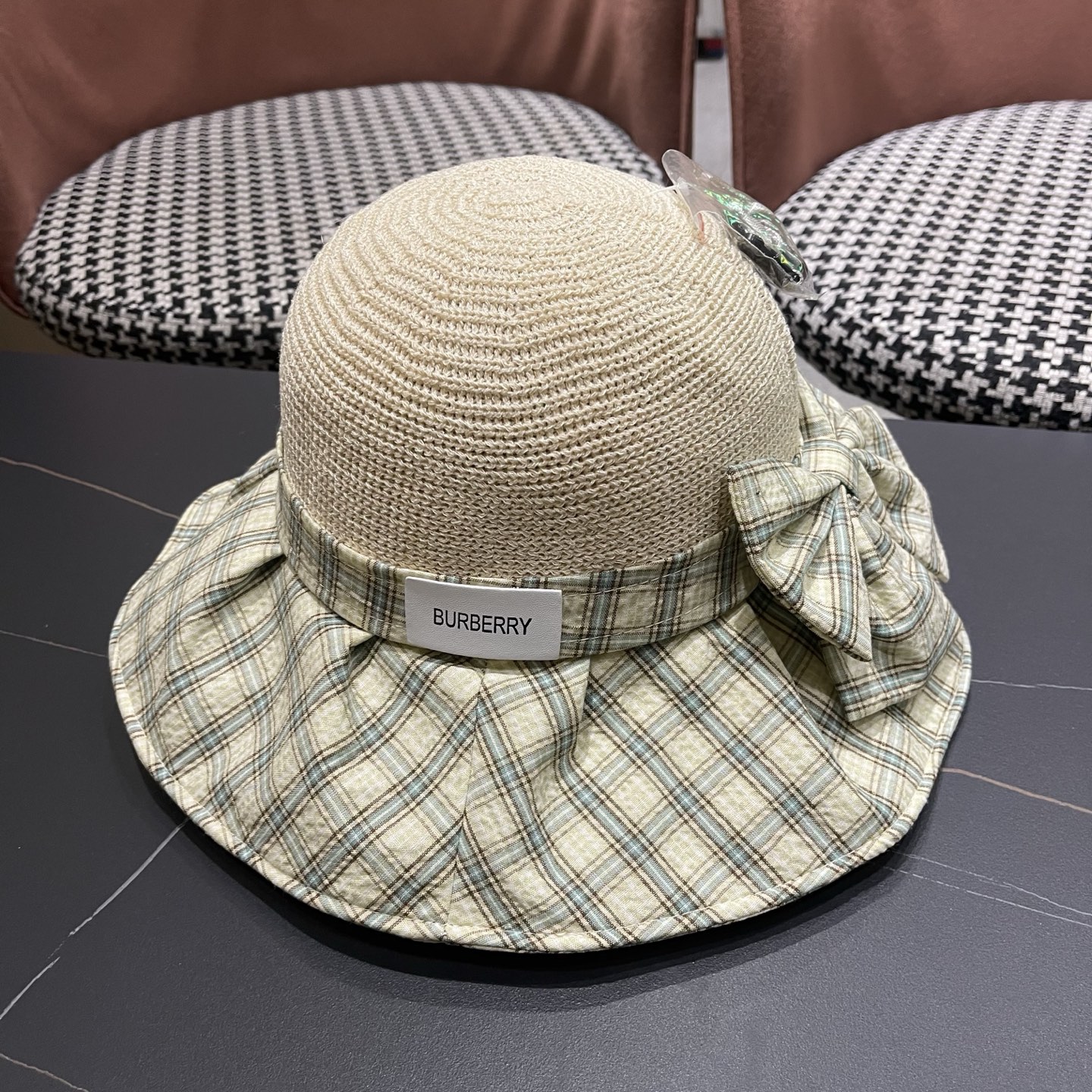 Burberry hat