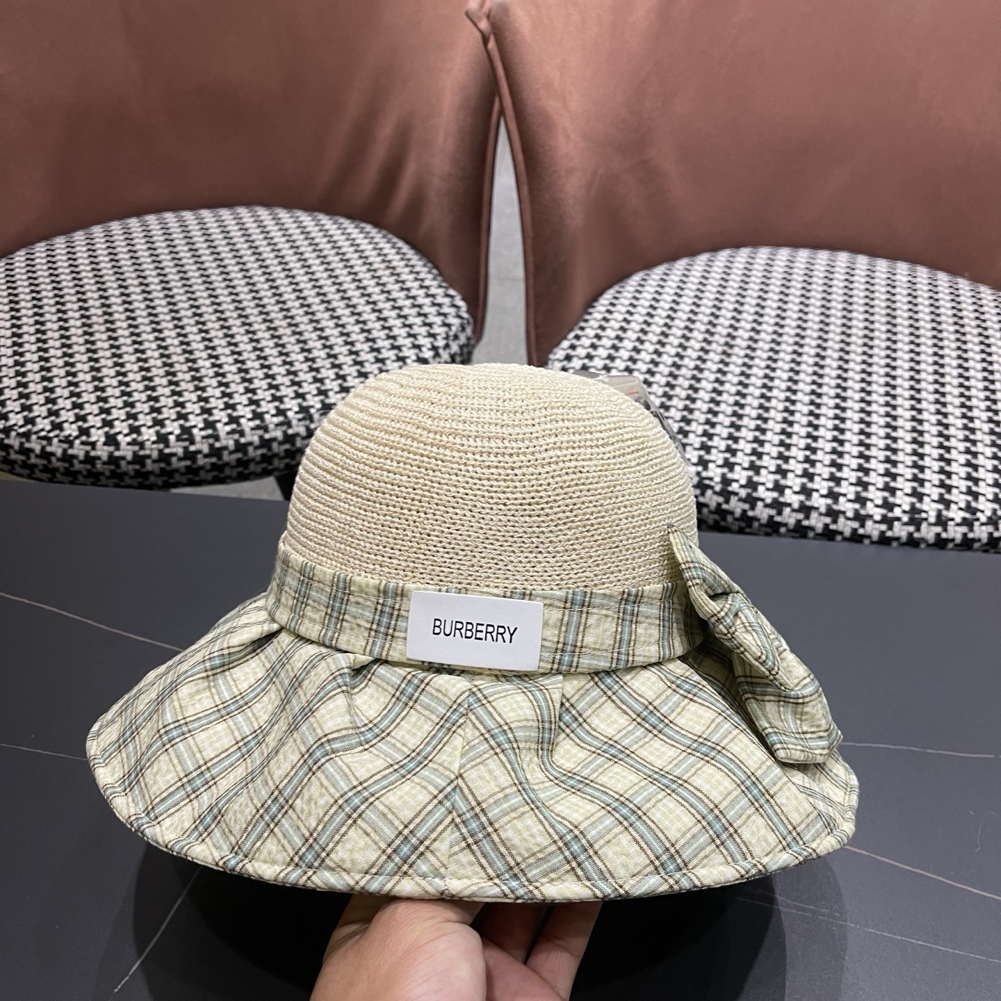 Burberry hat