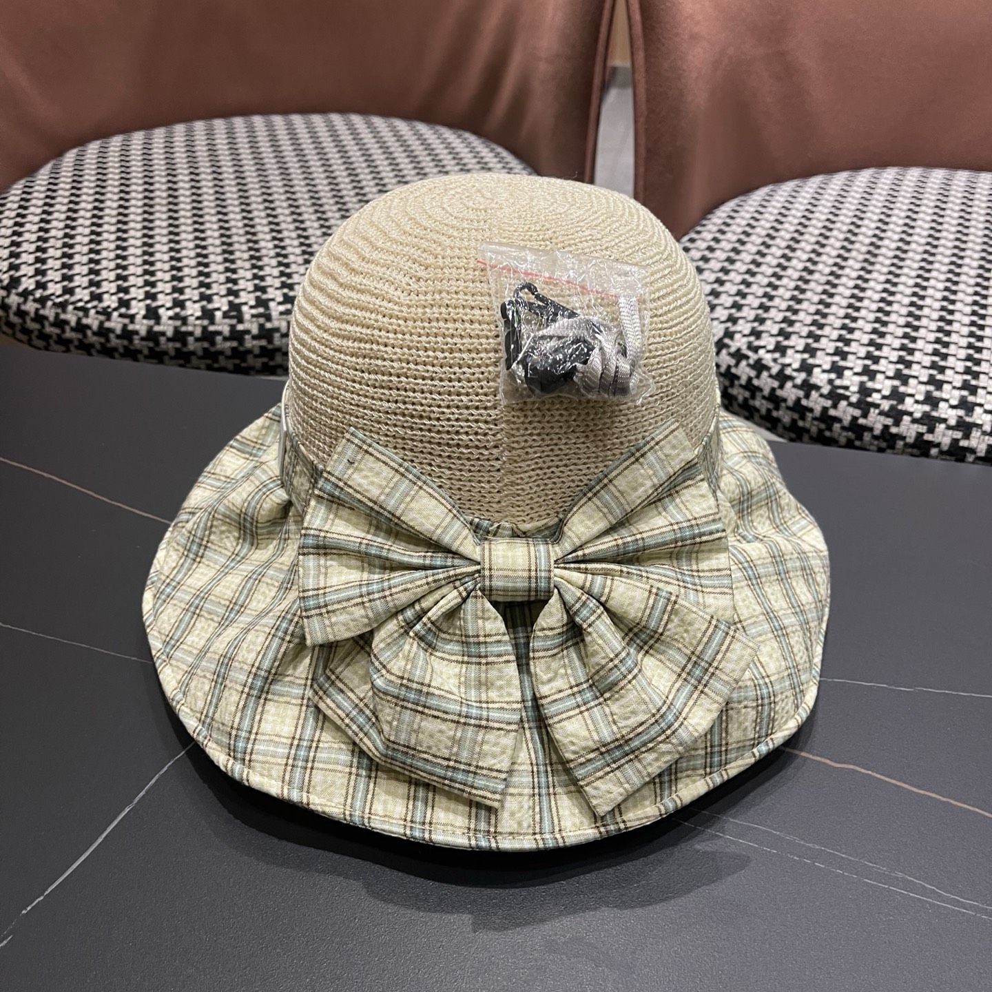 Burberry hat