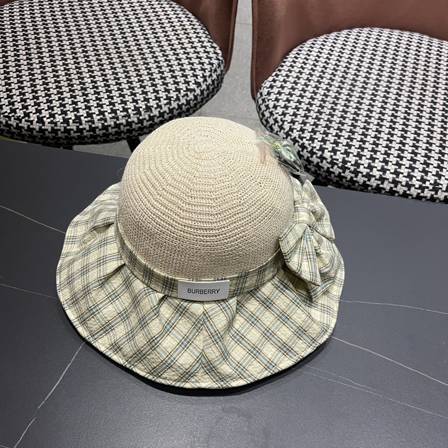 Burberry hat