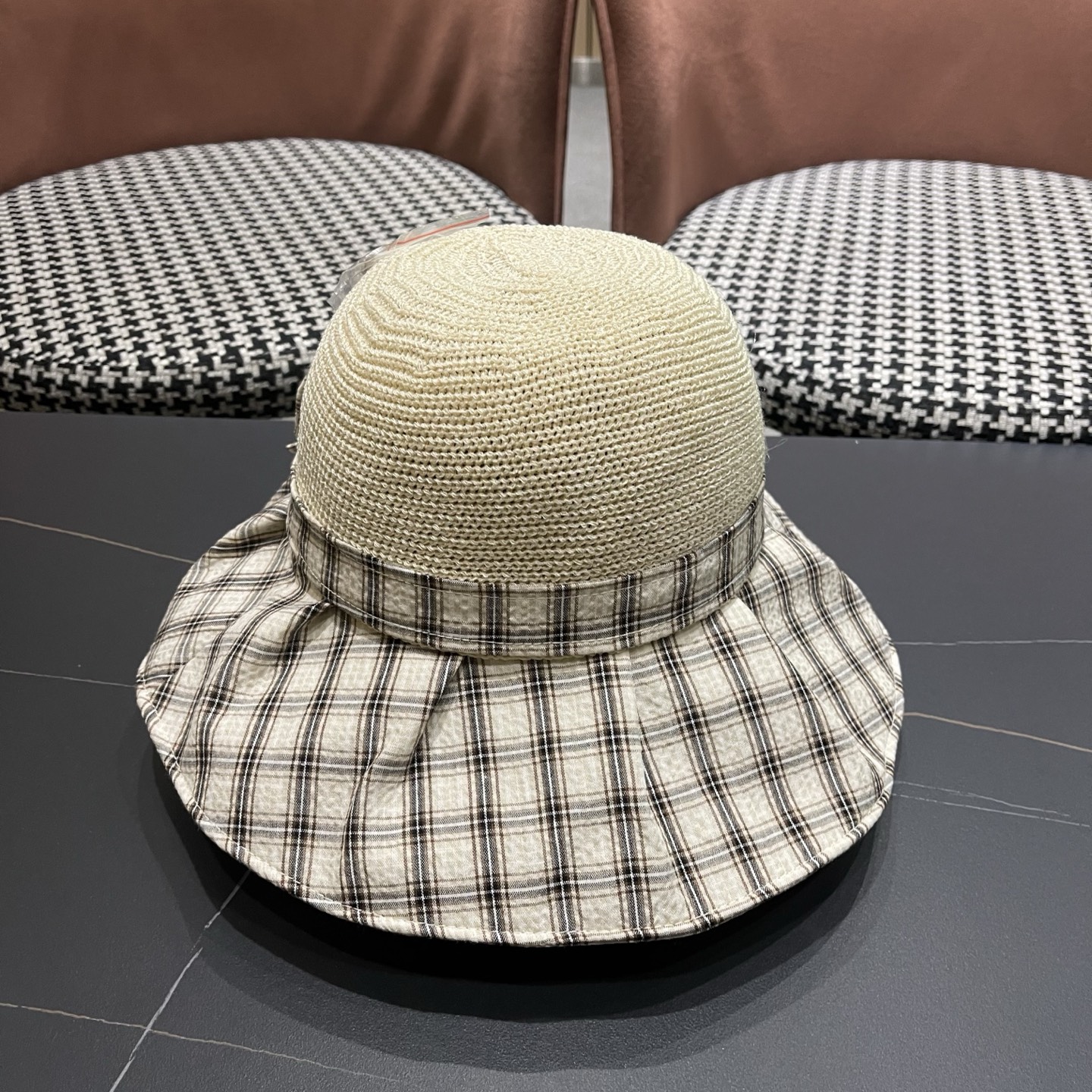 Burberry hat