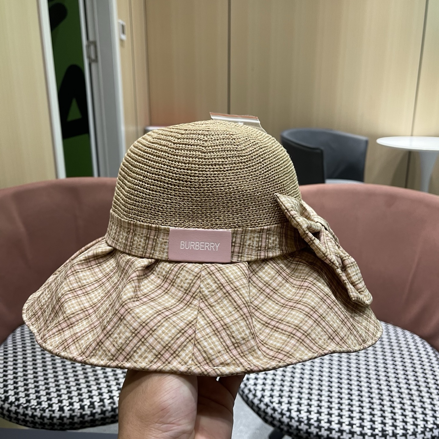 Burberry hat