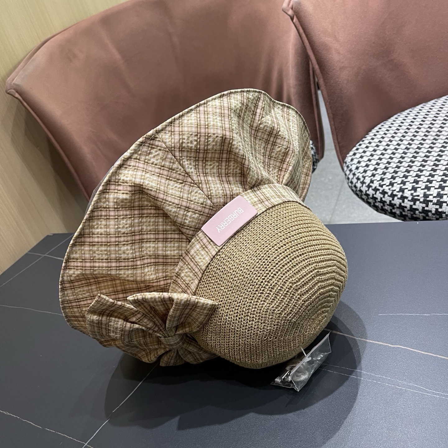 Burberry hat