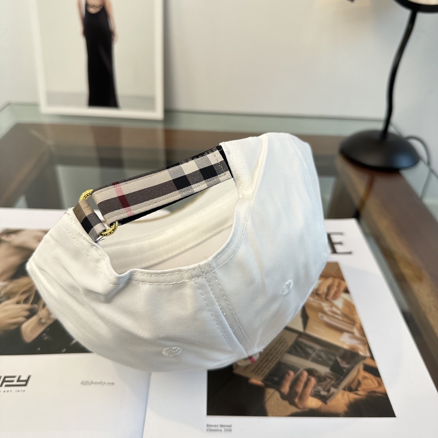 Burberry hat