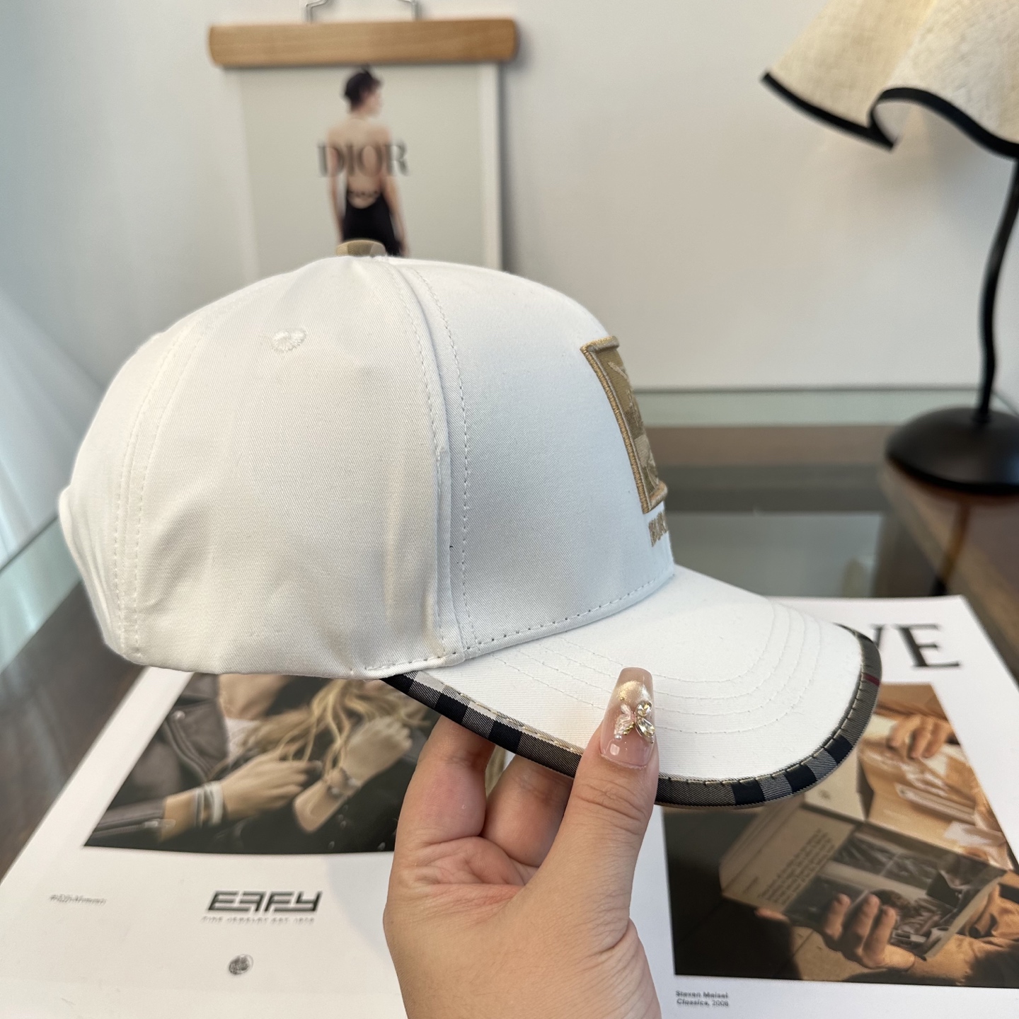 Burberry hat