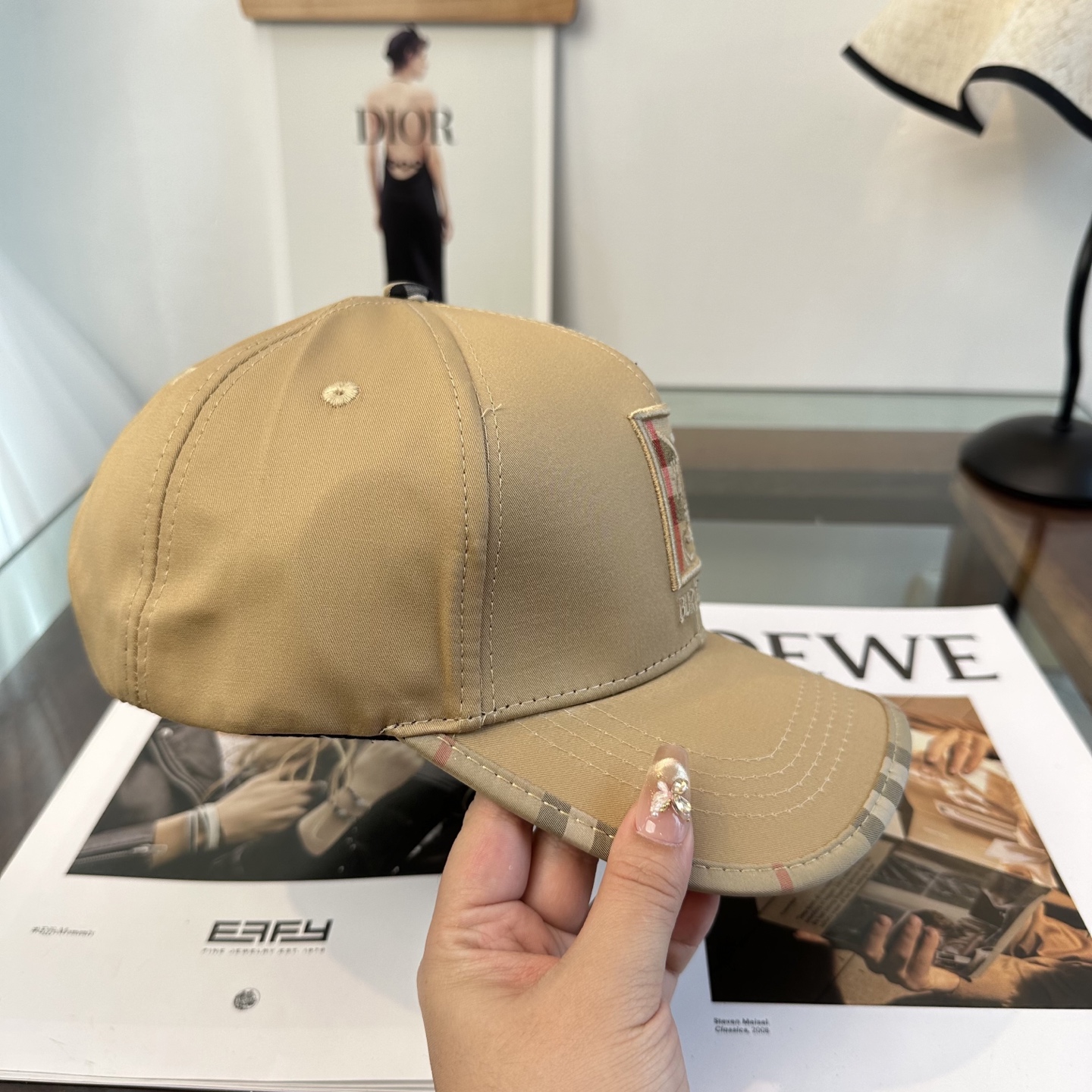 Burberry hat