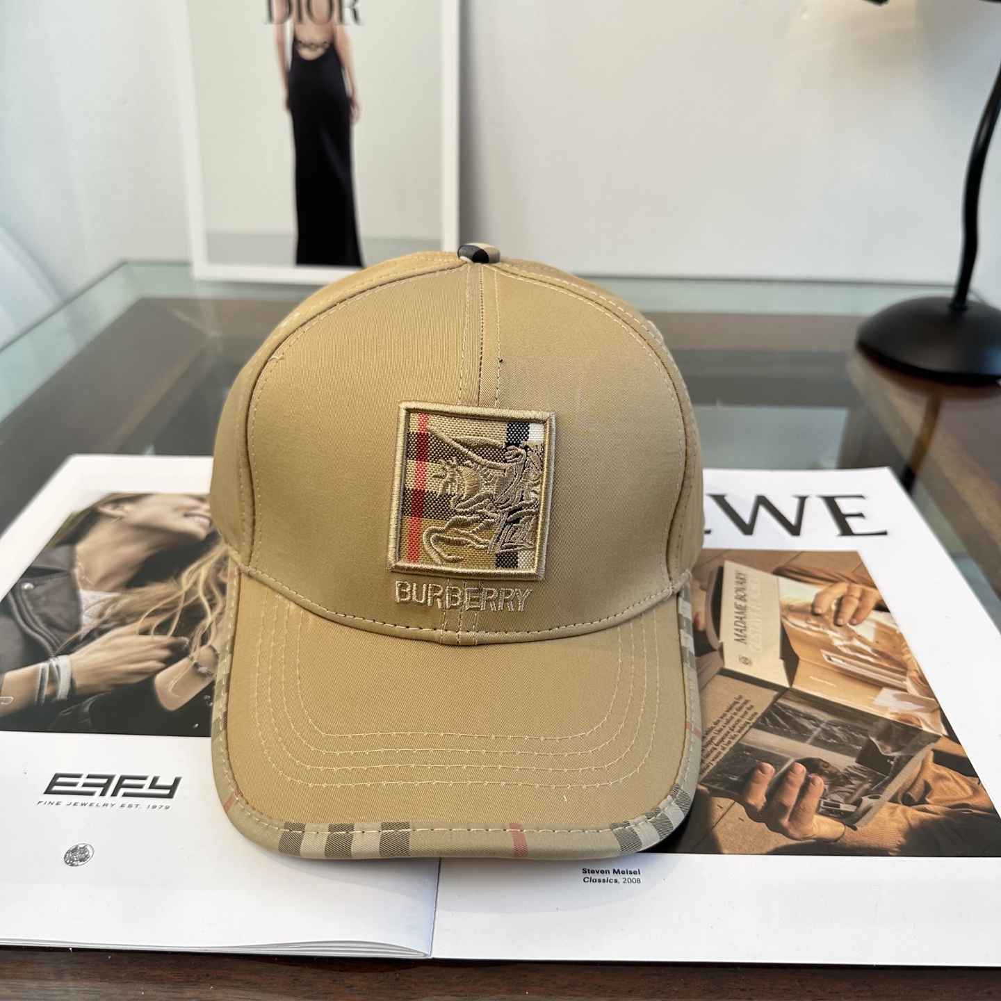 Burberry hat