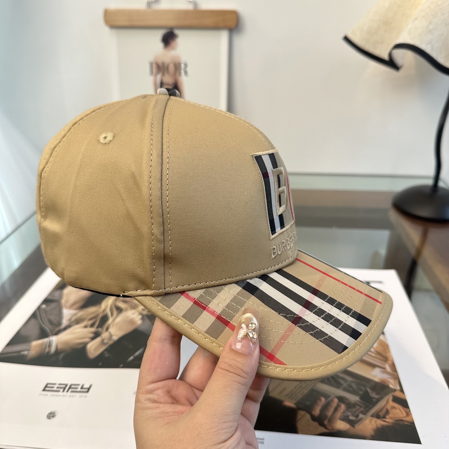 Burberry hat